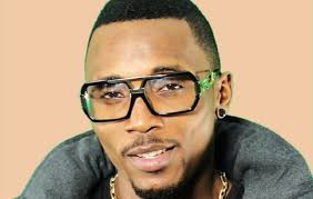 serge-beynaud-lance-la-b-nomania-tour-avec-un-concert-au-palais-de-la-culture-en-d-cembre