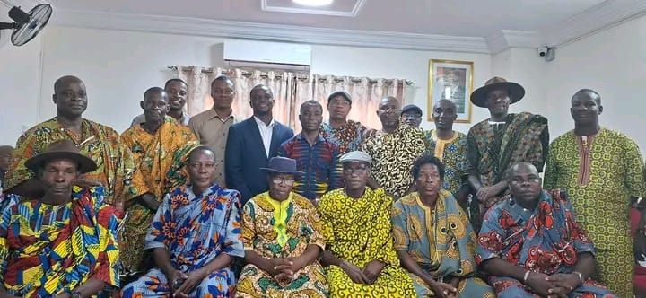 Abobo-Législatives 2025 : La liste "Osons le Changement" séduit les chefs traditionnels ébrié