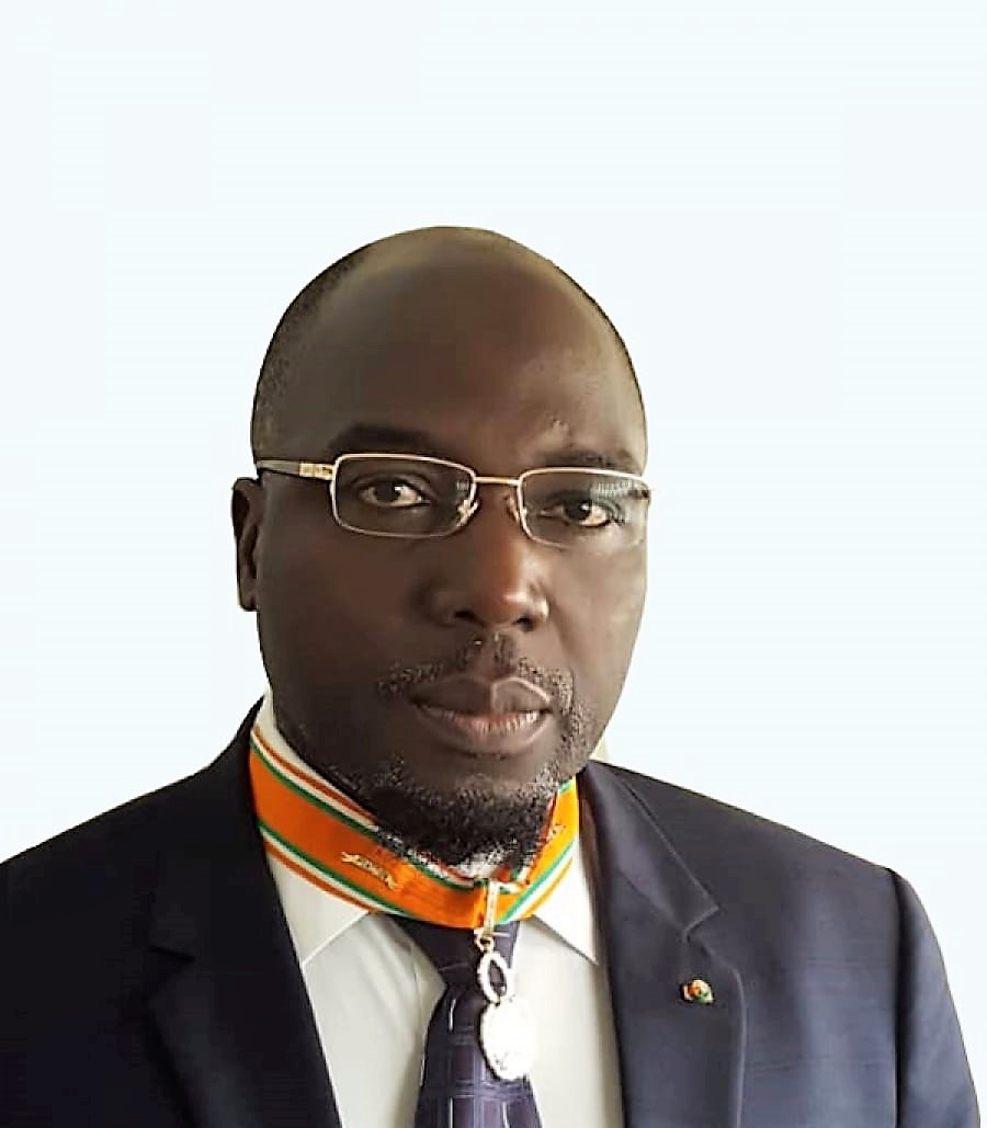 Académie royale de Belgique / Pr Lazare Poamé honore la Côte d’Ivoire et l’Afrique