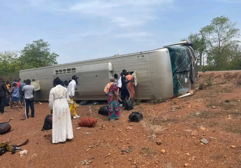 Axe Odiénné-Abidjan / Un car fait une sortie de route : Un mort et plusieurs blessés