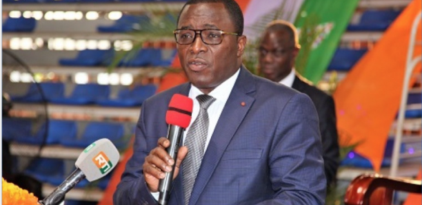 CAN-2023 : Le ministre ivoirien des Sports se confond en excuses, après l'inondation du stade d’Ebimpé