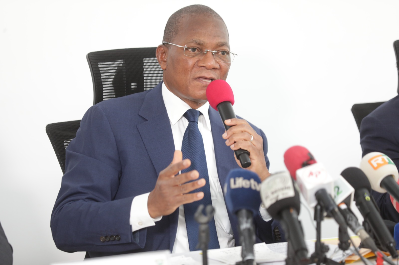Côte d’Ivoire / Conflits fonciers interminables : « Les problèmes viennent des faiblesses des attestations villageoises », selon Bruno Koné, ministre