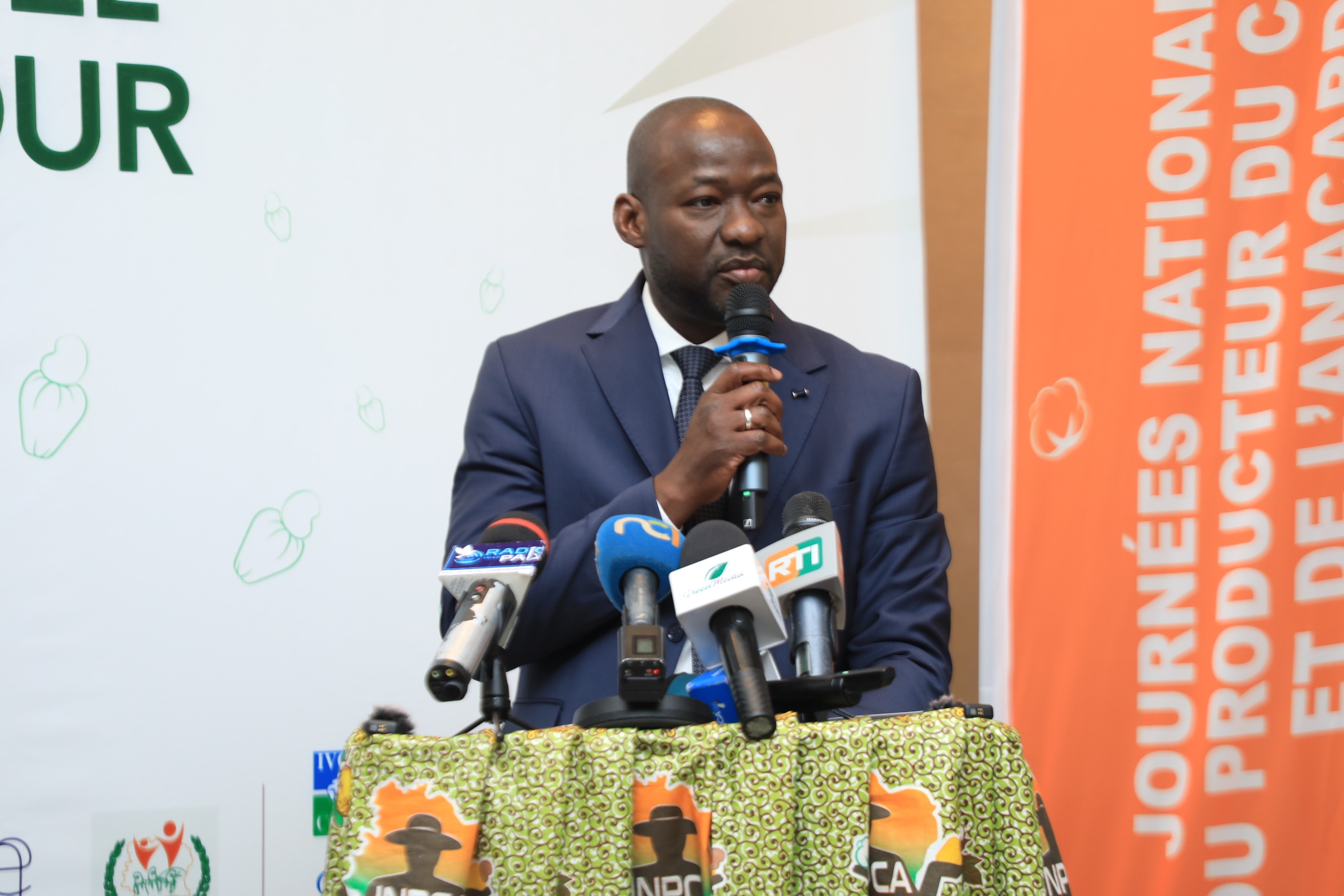 Côte d’Ivoire : Des journées nationales instituées pour célébrer les producteurs de coton et d’anacarde