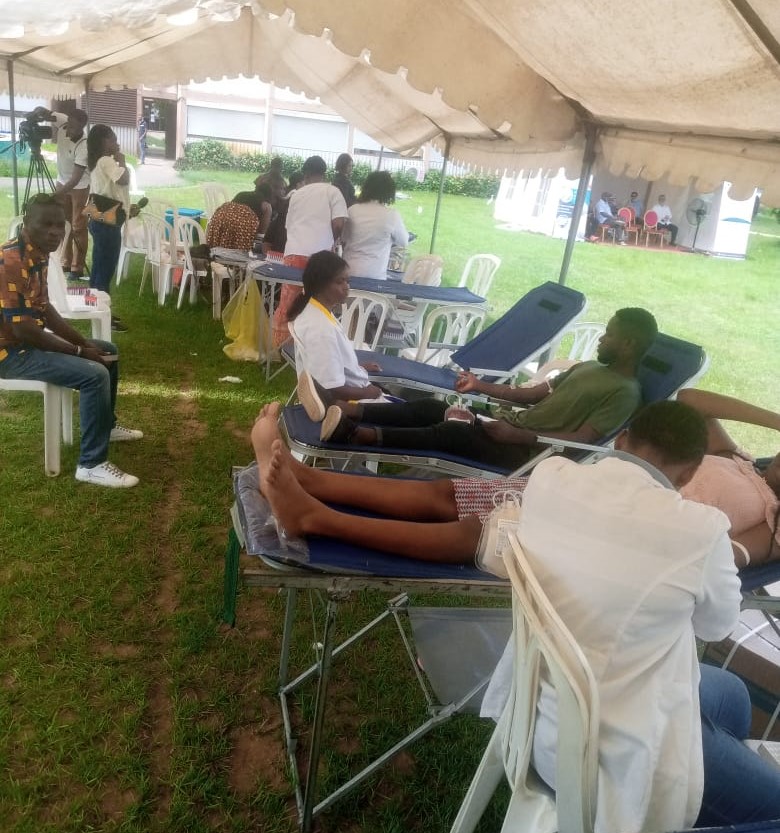 Côte d’Ivoire / Don de sang : Les étudiants de l’université de Cocody donnent l’exemple