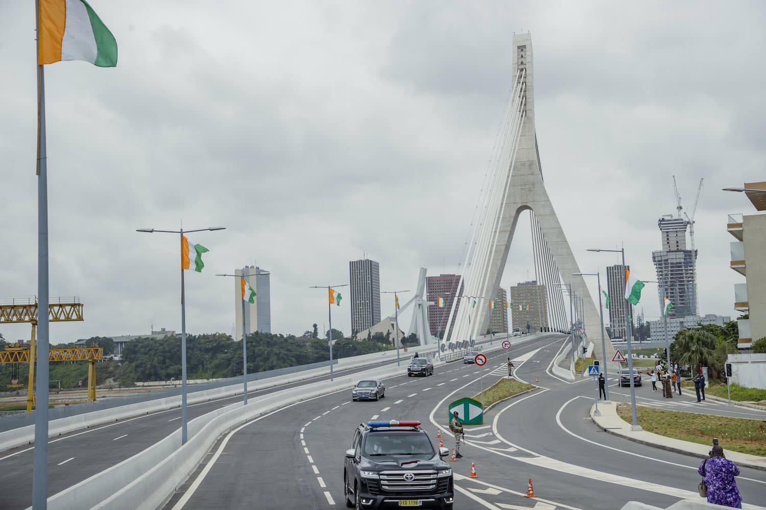 Côte d’Ivoire / Entretien routier : Le ministre Amédé Kouakou annonce la fermeture nocturne du pont Ado