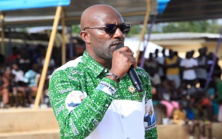 Côte d’Ivoire / « Les gens passent leur temps à voler. Le peuple souffre et ils s’en foutent », dénonce Dia Houphouët