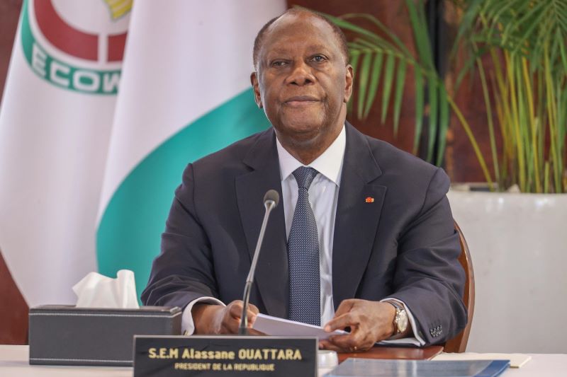 Côte d’Ivoire : Ouattara supprime 12 districts autonomes