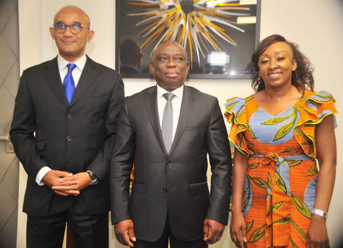 Côte d’Ivoire / Prikro : Rebecca Yao réunit les cadres des partis pour la réconciliation