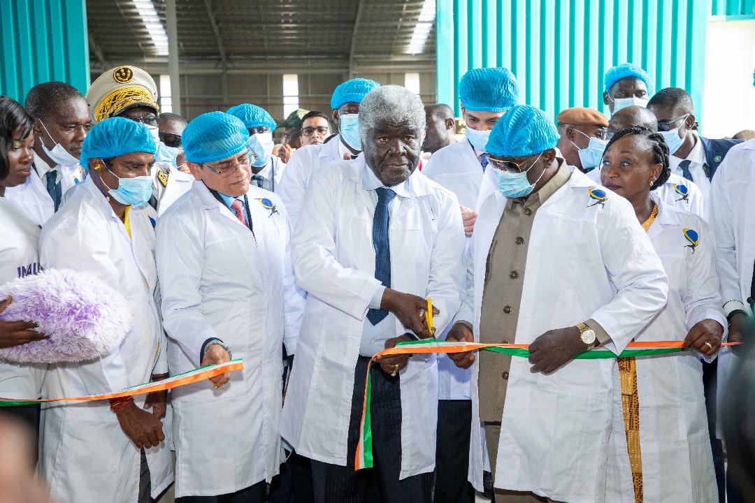 Côte d’Ivoire / Transformation de la noix de cajou : Mambé inaugure une usine à Toumodi et envoie un message aux jeunes