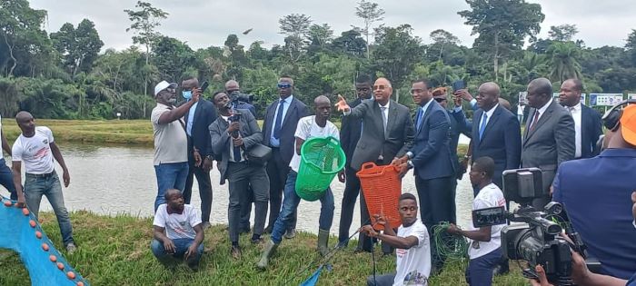 Côte d’Ivoire / Un programme de production de 500000 t de poissons lancé par Patrick Achi à Bouaké