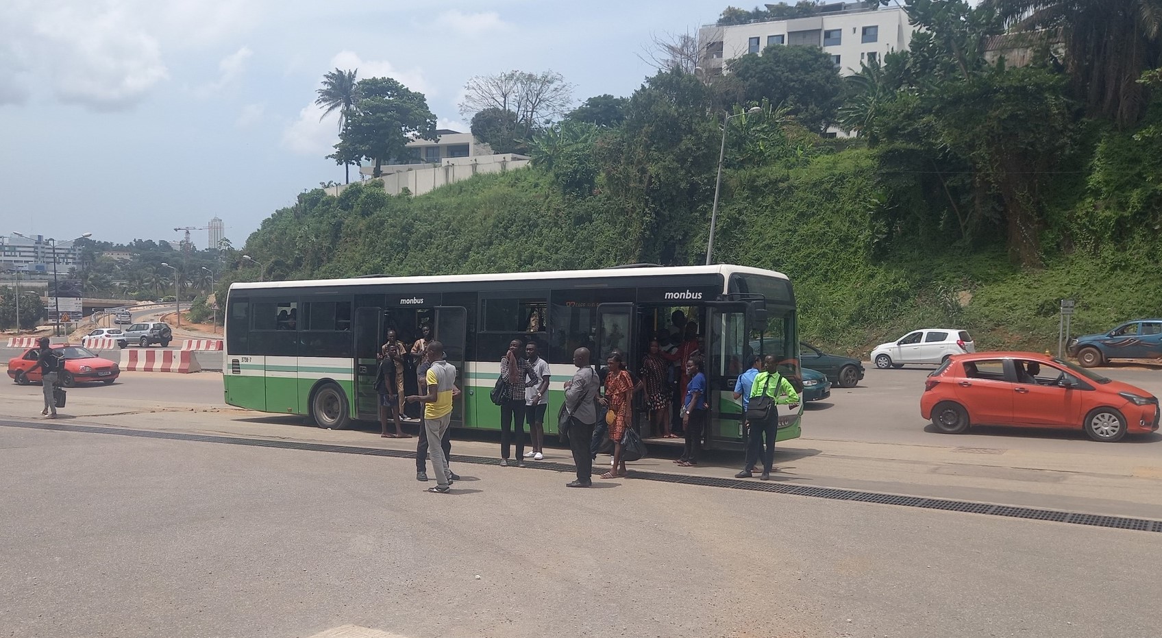 Côte d’Ivoire / Une dame prise d’un malaise dans un bus : Les pompiers interviennent