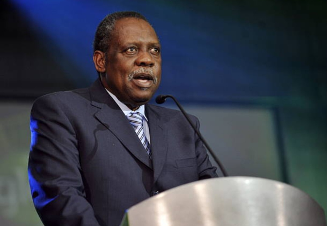 Football / Caf : Issa Hayatou est décédé, ce jeudi à Paris