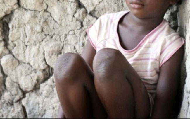 Insolite : Un homme de 53 ans viole une fillette de 5 ans et lui donne 50 FCFA
