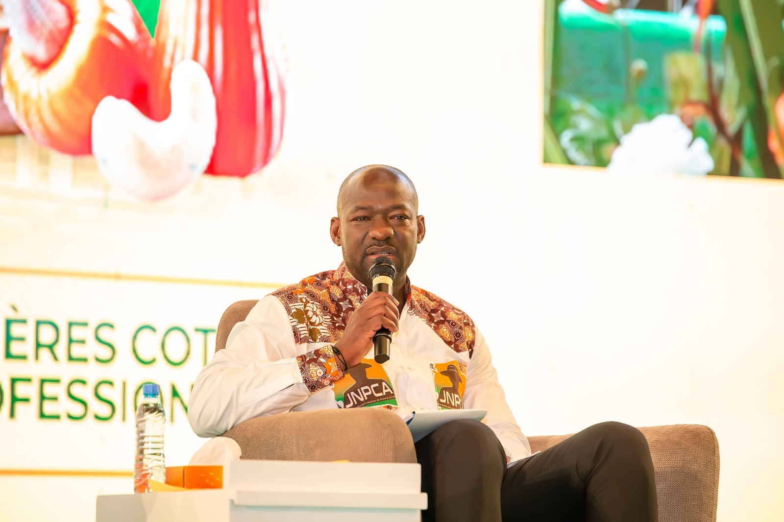 Mamadou Berté, Dg Ccak aux producteurs d’anacarde : « Ne cédez à aucune pression des acheteurs »