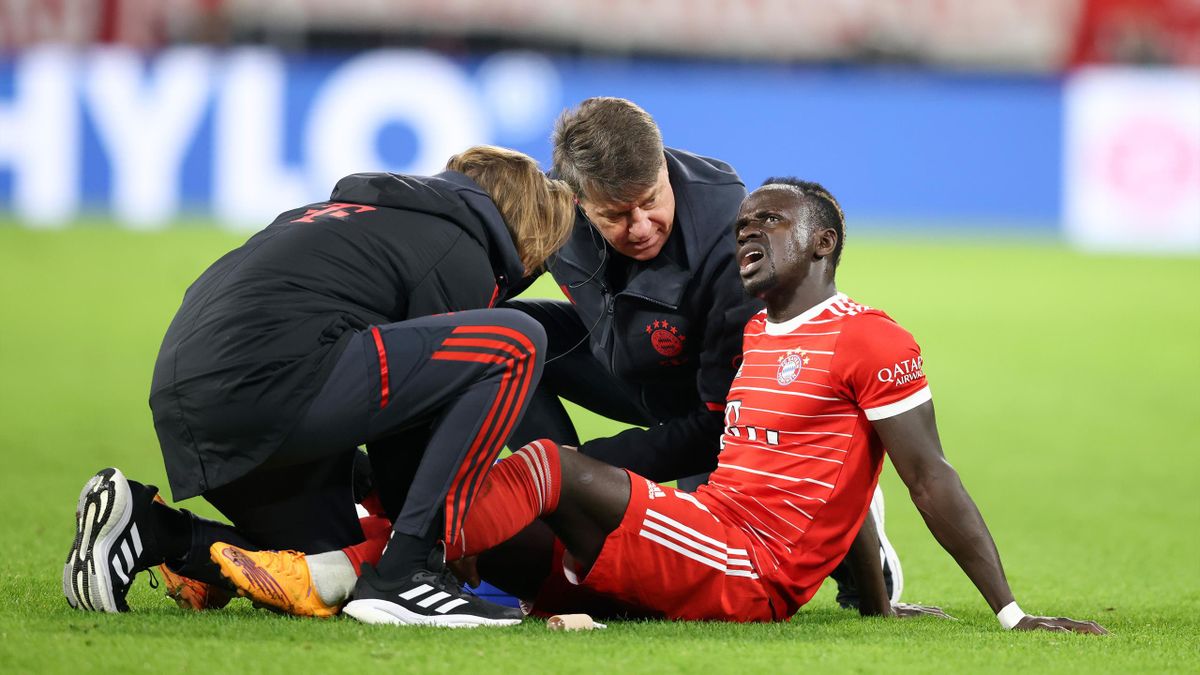 Mondial 2022: Blessé en club, 35 imams au chevet de Sadio Mané