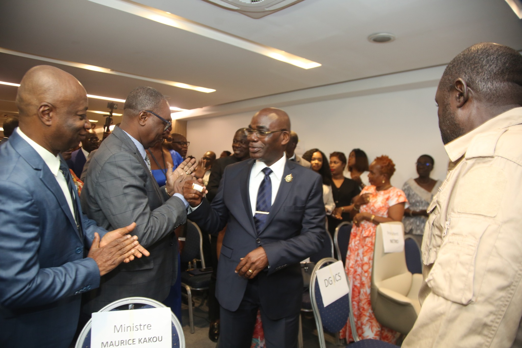 Région de la Nawa : Le président du Conseil régional, René Nétro Tagbo, honoré à Abidjan