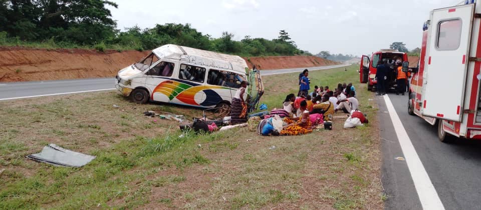 Tiébissou / Un mini-car dérape et fait 45 victimes