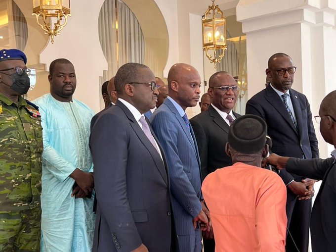 Une délégation ivoirienne visite les 46 soldats détenus à Bamako : Un document commun signé