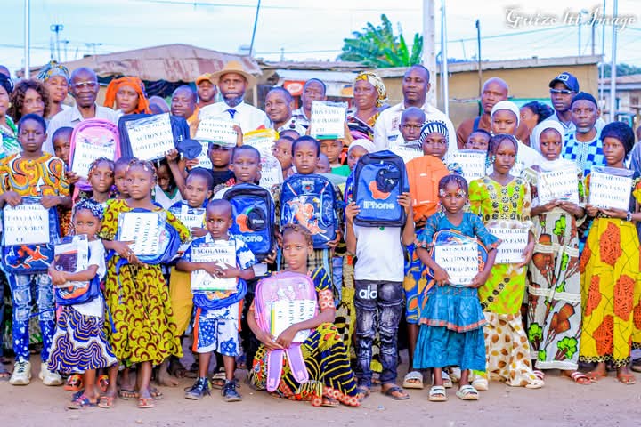 San-Pedro : Action Fama Côte d’Ivoire soulage 300 élèves pour la rentrée scolaire 2026-2027